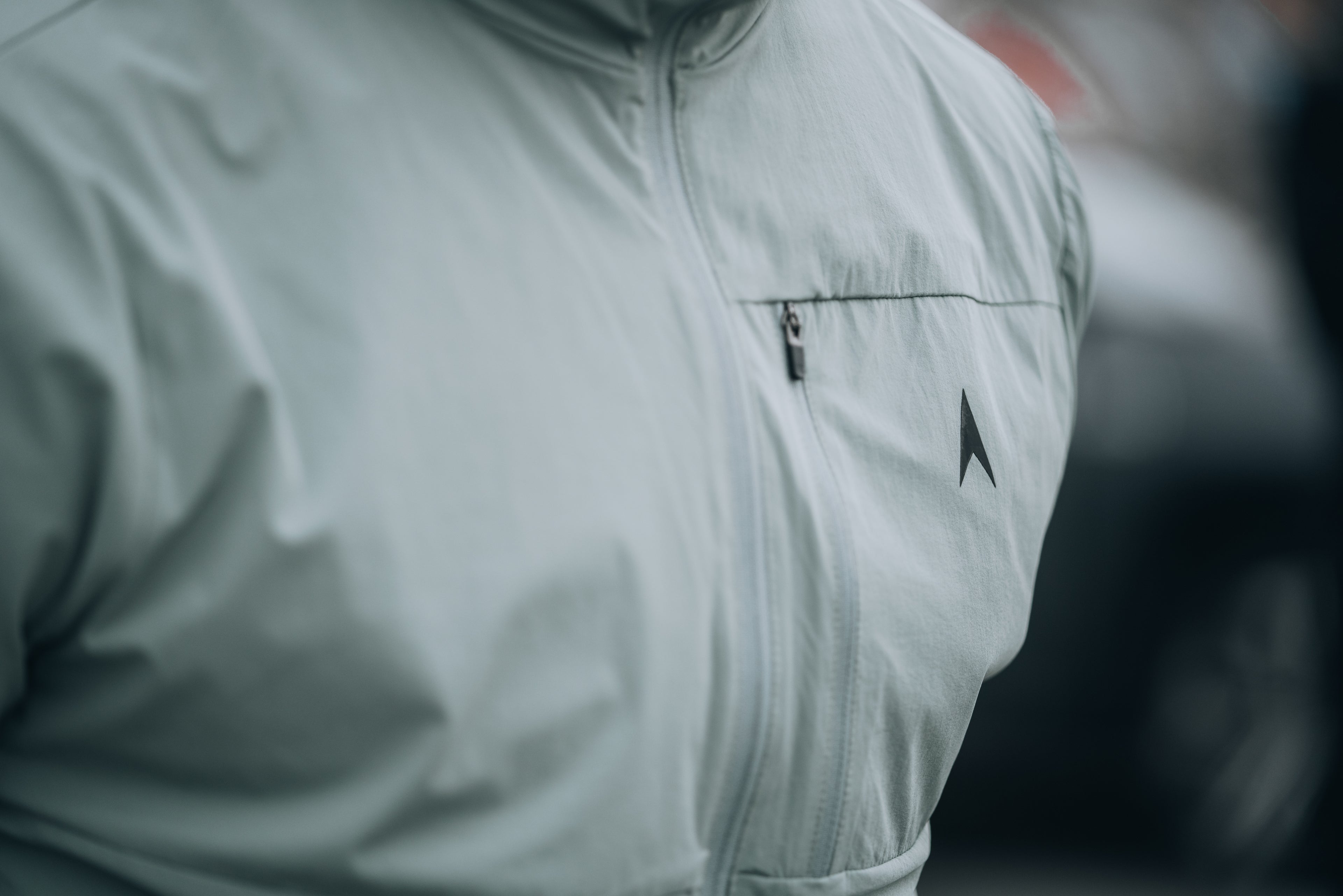 Detail running jacket Northern Pace arrow with pocket