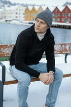 Sporty hettegenser herre sort